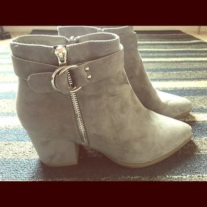 Women’s all gray boots